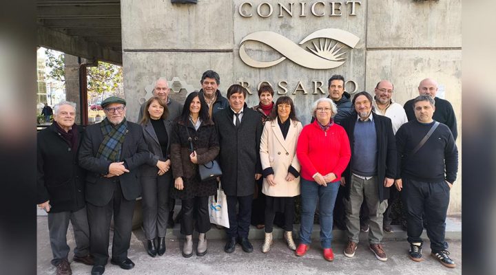 El presidente del CONICET recorrió el  Centro Científico Tecnológico Rosario y un instituto que se especializa en Ciencias Agrarias