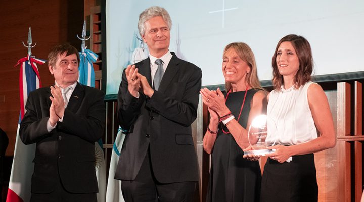 Se entregó el Premio Nacional L’Oréal-UNESCO “Por las Mujeres en la Ciencia” en colaboración con el CONICET