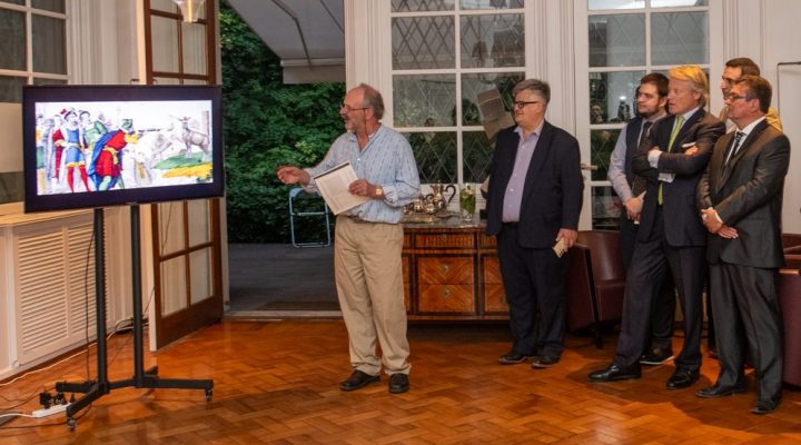 Presentan proyecto de conservación del huemul patagónico en la Embajada de Suiza